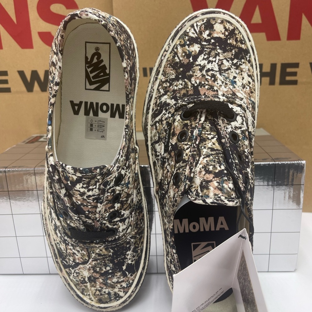 Vans Men’s Authentic
(Moma) Jackson Pollock Sneakers 
VN0A2Z5|18K Abstract Black - Picture 11 of 16